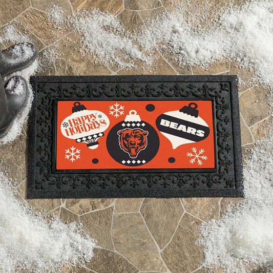 Team Sports America Recommended - Chicago Bears Holiday Flocked Coir Sassafras Switch Mat, 22"x10"
