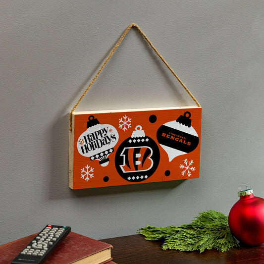 Team Sports America Exclusive - Cincinnati Bengals Holiday Wood Wall Sign, 6x11