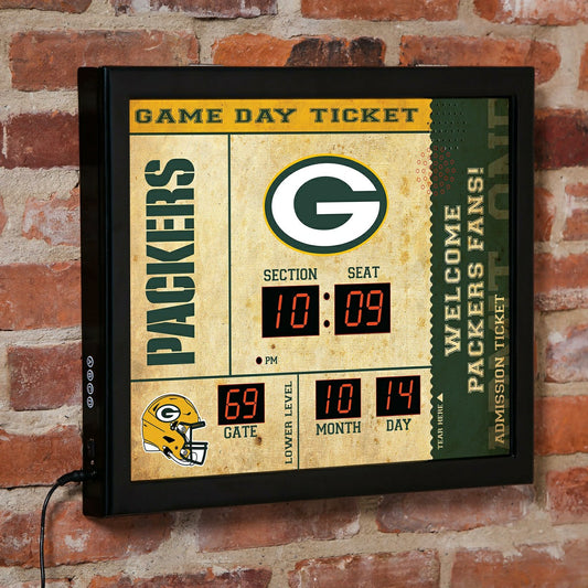 Team Sports America Signature - Scoreboard Wall Clock, Green Bay Packers