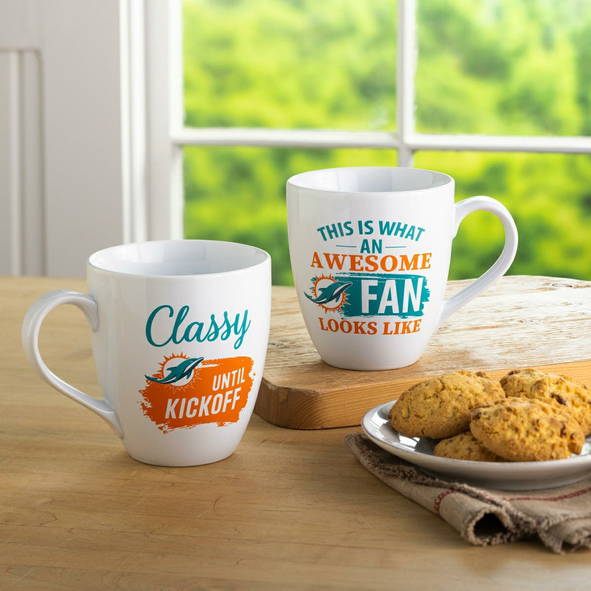 Team Sports America Recommended - Miami Dolphins, Ceramic Cup O'Java 17oz Gift Set