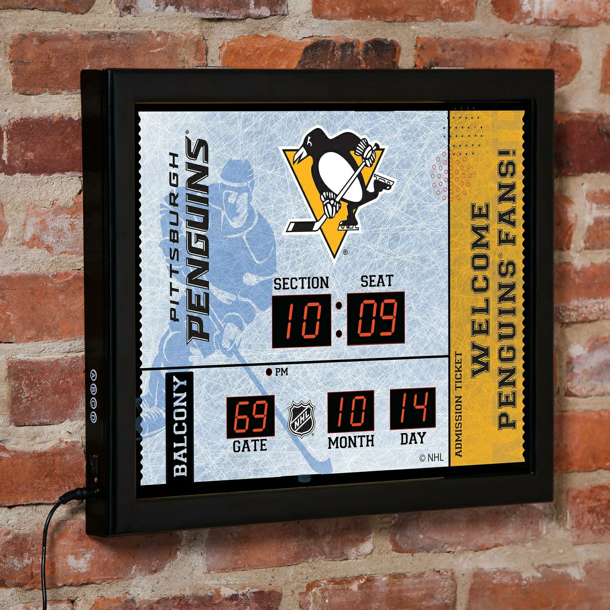 Team Sports America Exclusive - Scoreboard Wall Clock, Pittsburgh Penguins