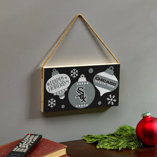 Team Sports America Signature - Chicago White Sox Holiday Wood Wall Sign, 6x11