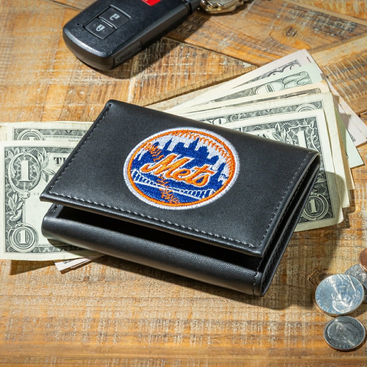 Team Sports America Value - New York Mets Black Tri-Fold Embroidered Wallet w/ RFID Blocking
