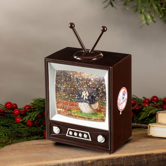 Team Sports America Everyday - New York Yankees Vintage TV Water Lantern