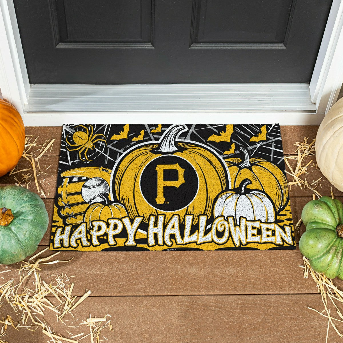 Team Sports America Essential - Pittsburgh Pirates Halloween PVC Mat, 28"x16"
