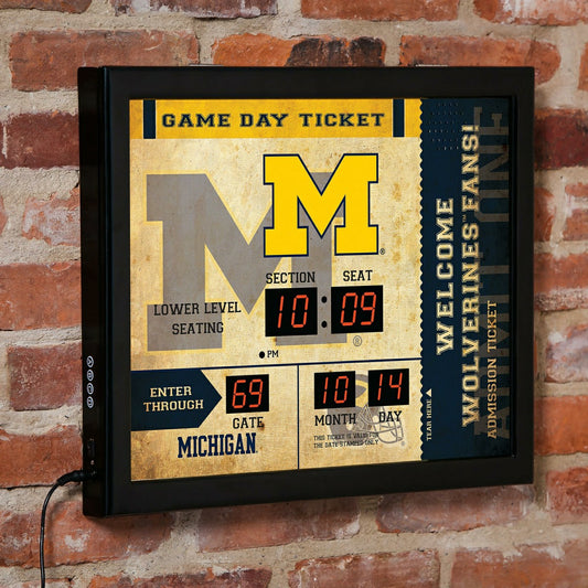 Team Sports America Essential - Scoreboard Wall Clock, University of Michigan