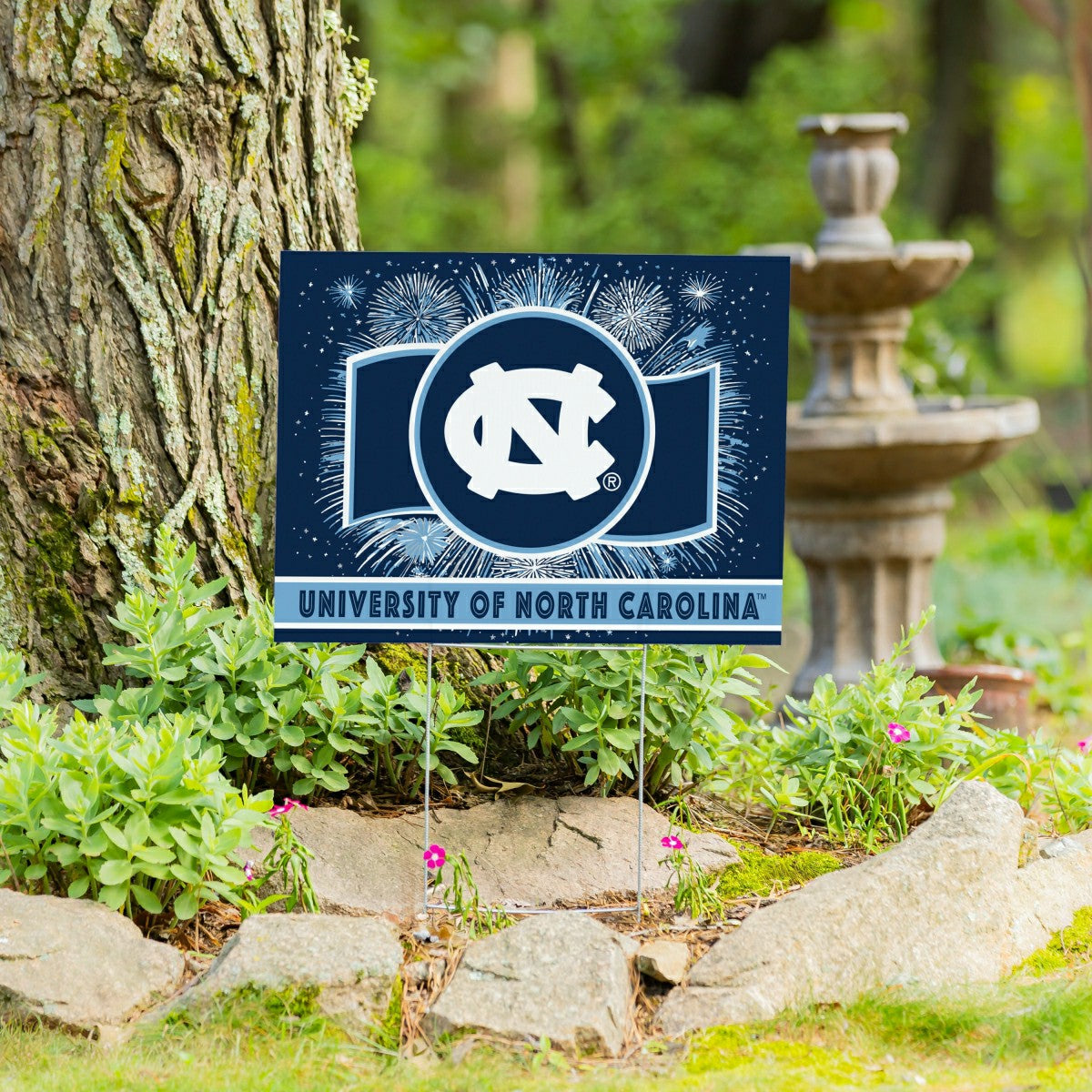Team Sports America Exclusive - University of North Carolina Yard Sign, Patriotic