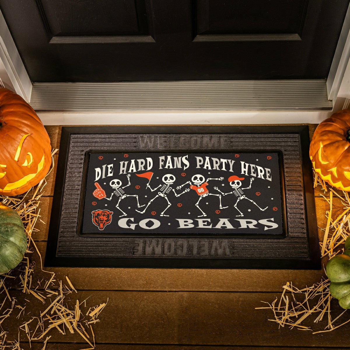 Team Sports America Essential - Chicago Bears Flocked Coir Halloween Sassafras Switch Mat, 22"x10"