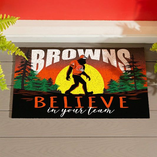 Team Sports America Recommended - Cleveland Browns Bigfoot PVC Mat, 28"x16"