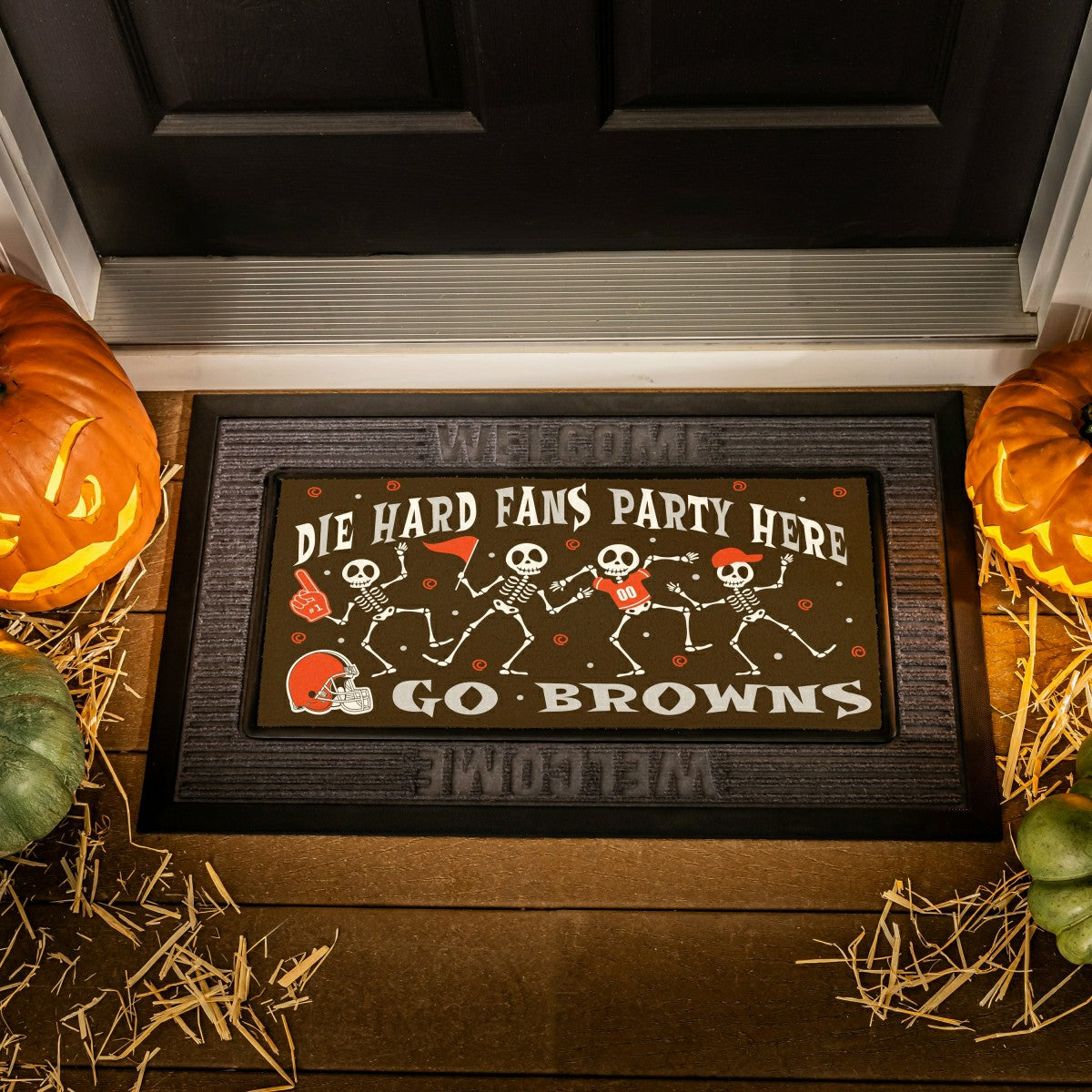 Team Sports America Signature - Cleveland Browns Flocked Coir Halloween Sassafras Switch Mat, 22"x10"