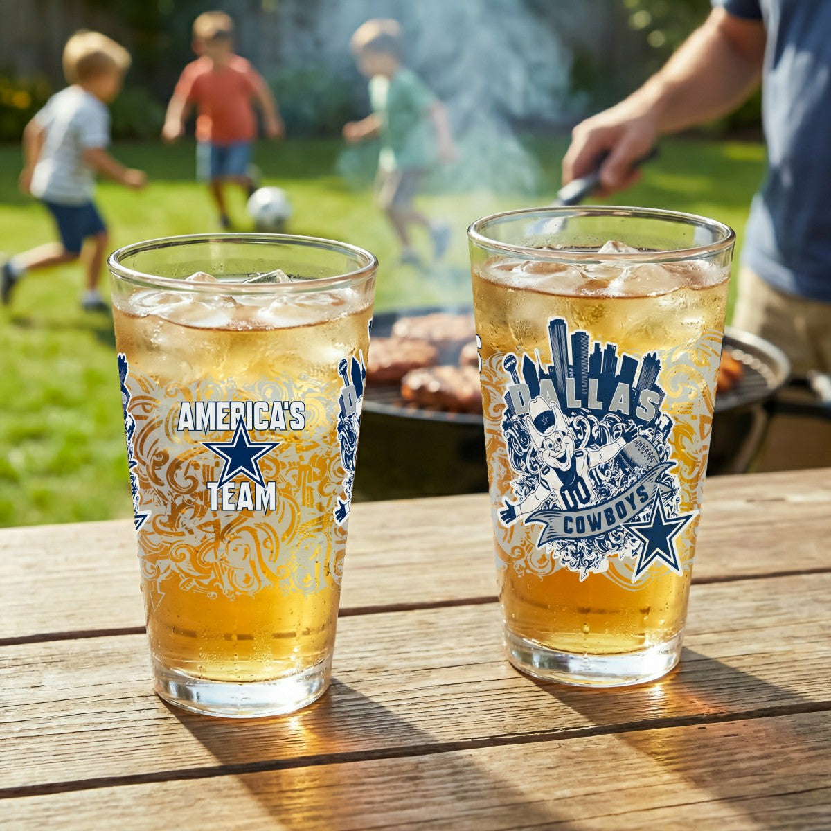Team Sports America Trending - Dallas Cowboys 16oz Glass pint, Set of 2