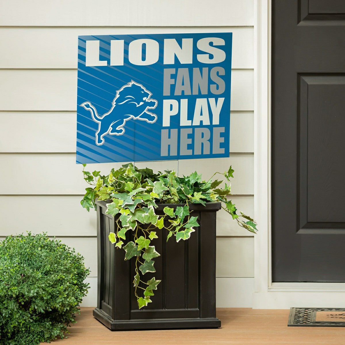 Team Sports America Exclusive - Detroit Lions Coroplast Yard Sign "Fans Play Here"