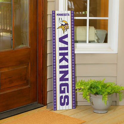 Team Sports America Value - 47" Double Sided Leaner, Minnesota Vikings, Christmas