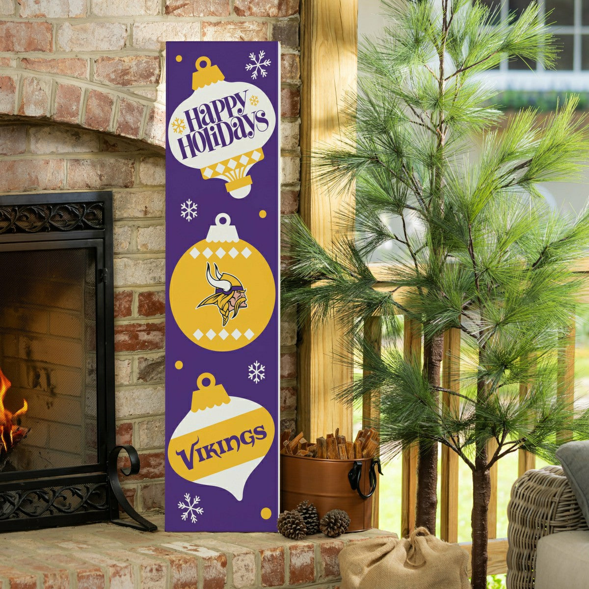 Team Sports America Value - 47" Double Sided Leaner, Minnesota Vikings, Christmas