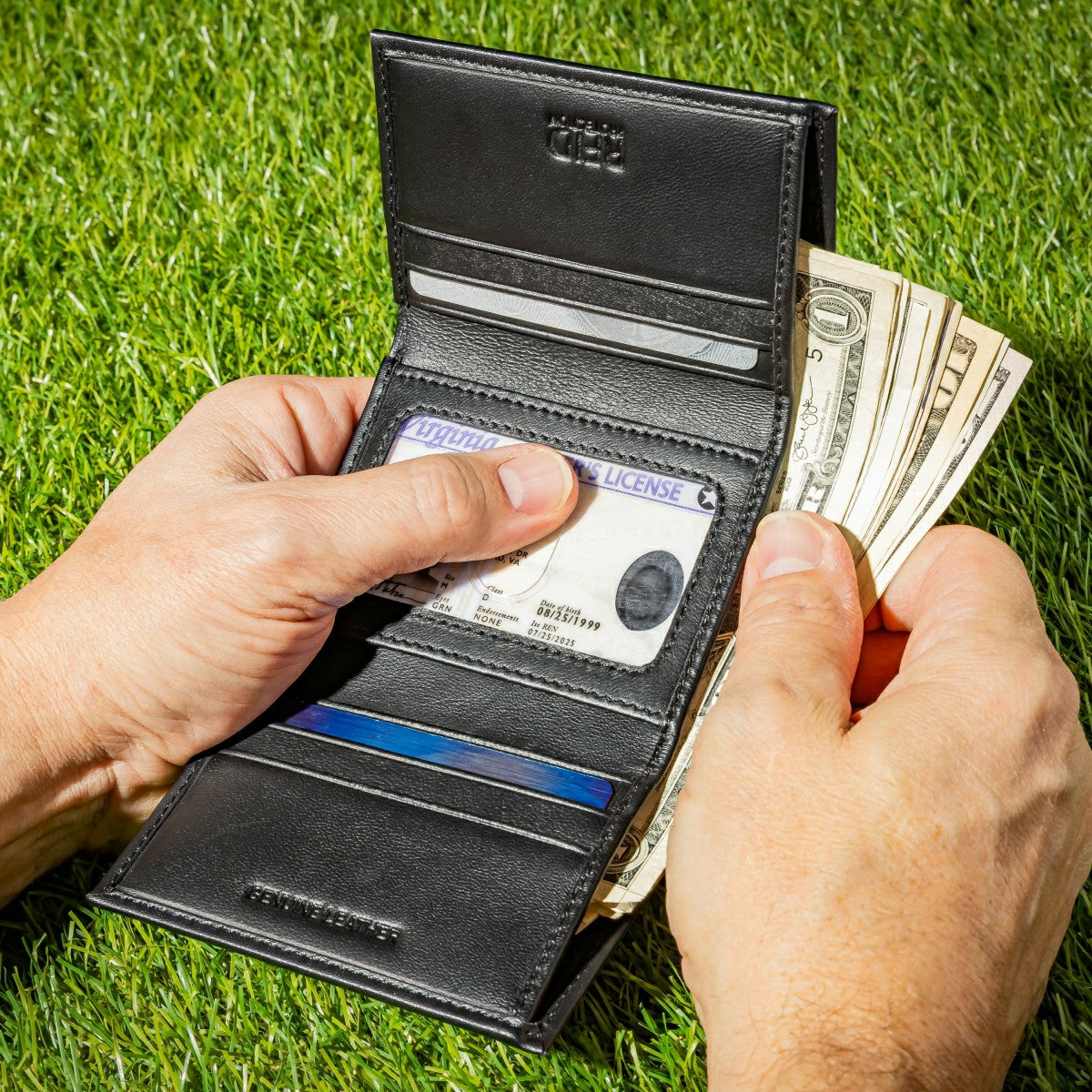Team Sports America Classic - Philadelphia Eagles Black Tri-Fold Embroidered Wallet w/ RFID Blocking