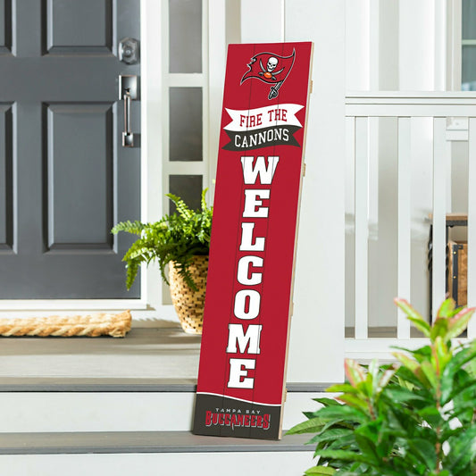Team Sports America Signature - Tampa Bay Buccaneers Large Single Sided Leaner, 46"