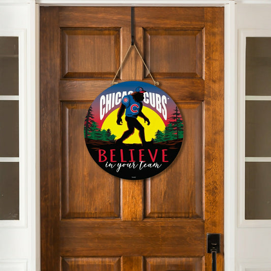 Team Sports America Trending - Chicago Cubs Bigfoot Round Door Décor with Hanging Rope, 18x18