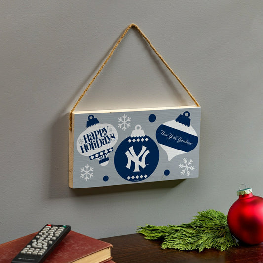 Team Sports America Recommended - New York Yankees Holiday Wood Wall Sign, 6x11