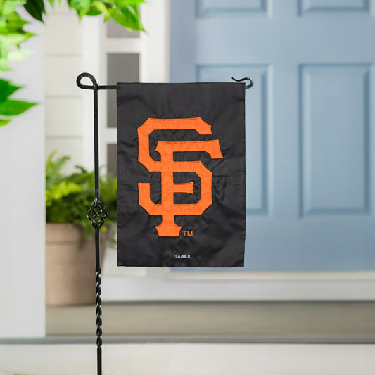 Team Sports America Recommended - San Francisco Giants Appliqué Garden Flag