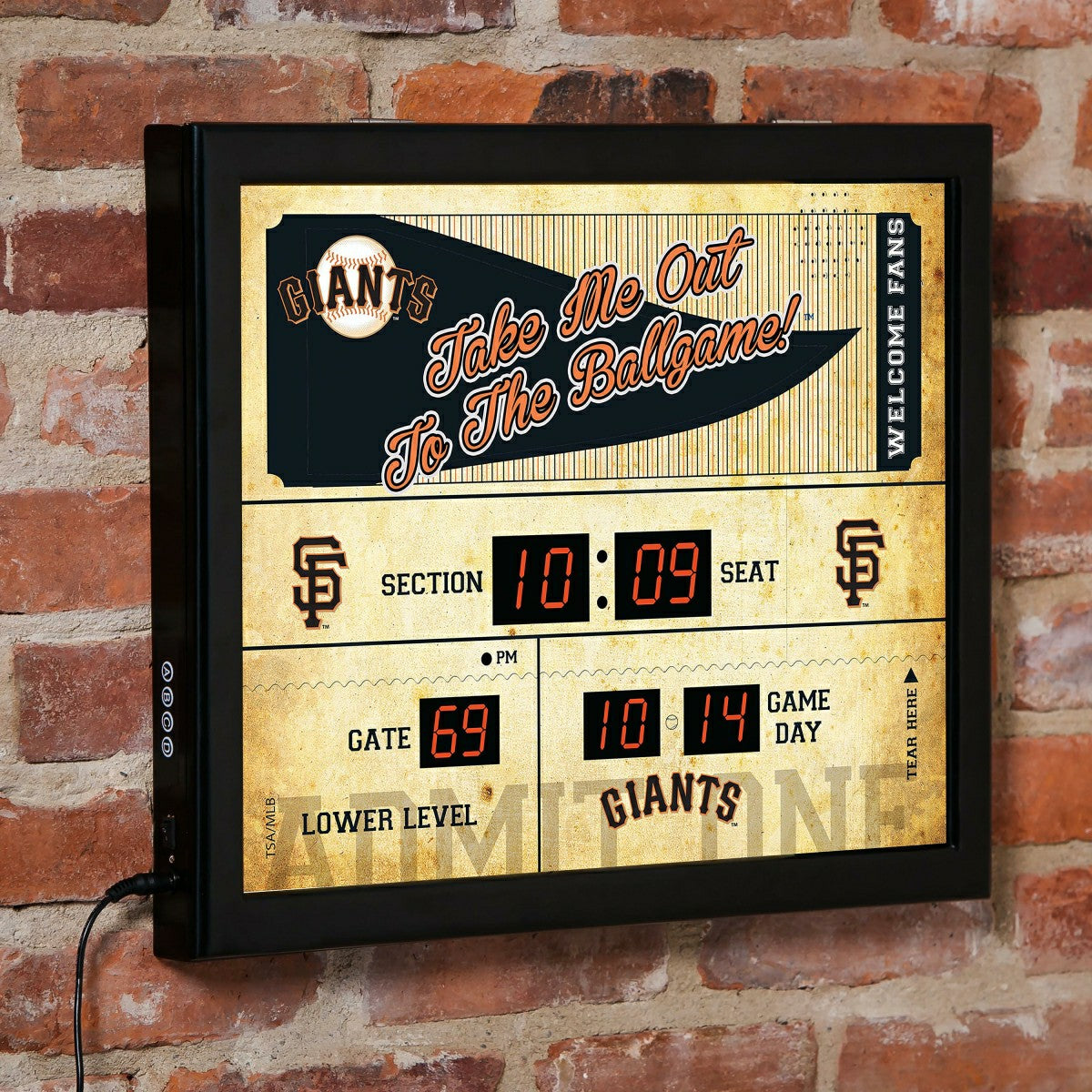 Team Sports America Exclusive - Scoreboard Wall Clock, San Francisco Giants
