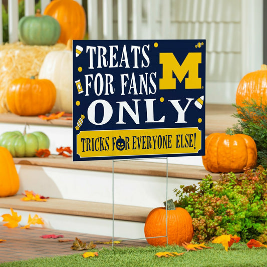 Team Sports America Everyday - University Of Michigan Yard Sign, Halloween Treats for Fans
