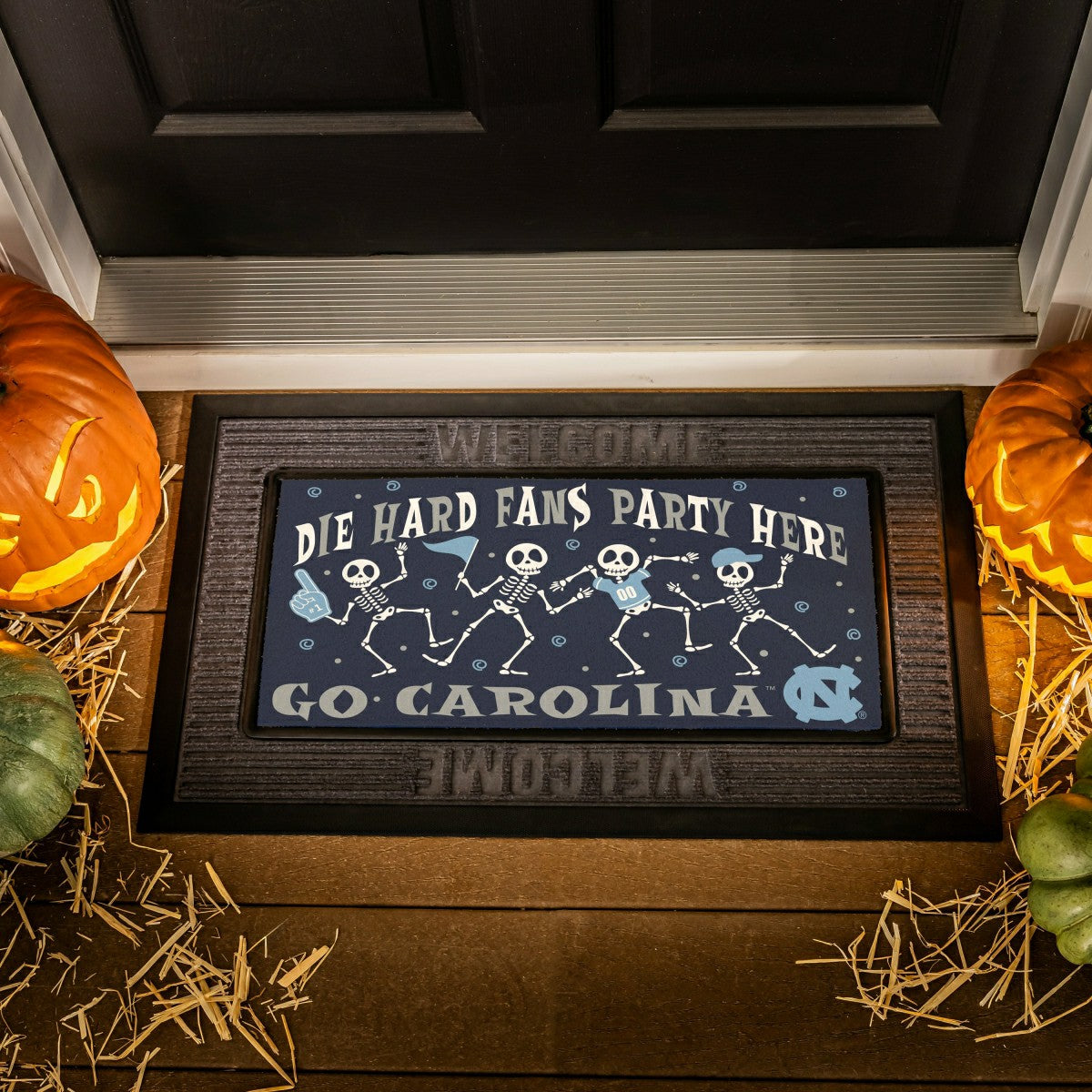 Team Sports America Value - University of North Carolina Flocked Coir Halloween Sassafras Switch M