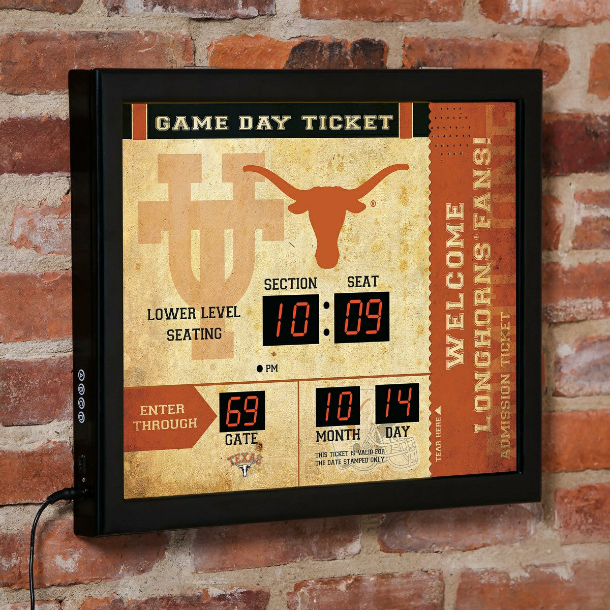 Team Sports America Signature - Scoreboard Wall Clock, Texas