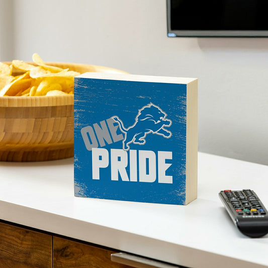 Team Sports America Exclusive - Detroit Lions Plock, Down Home Fans, 6x6