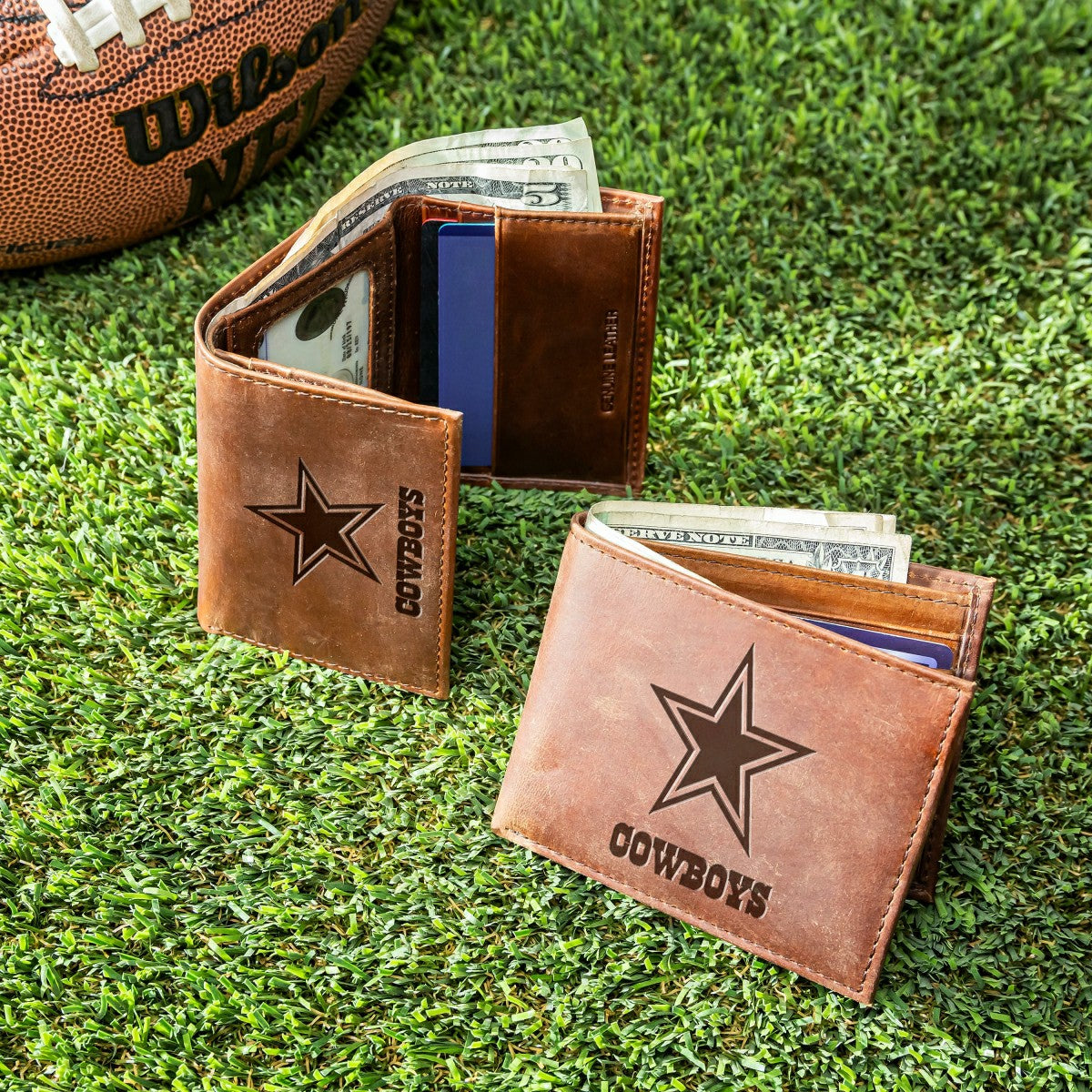 Team Sports America Trending - Dallas Cowboys, Bi-Fold and Tri-Fold Wallet Gift Set, Brown
