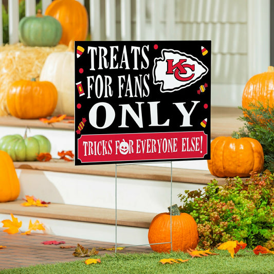 Team Sports America Exclusive - Kansas City Chiefs Yard Sign, Halloween Treats for Fans