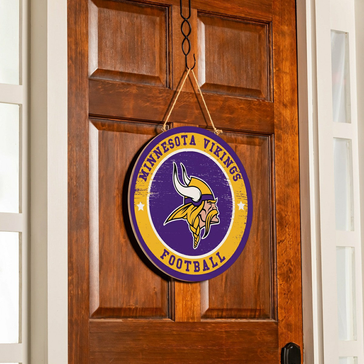Team Sports America Everyday - Minnesota Vikings Round Door Décor with Hanging Rope, 18x18