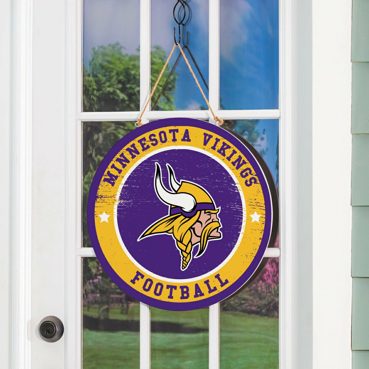 Team Sports America Everyday - Minnesota Vikings Round Door Décor with Hanging Rope, 18x18