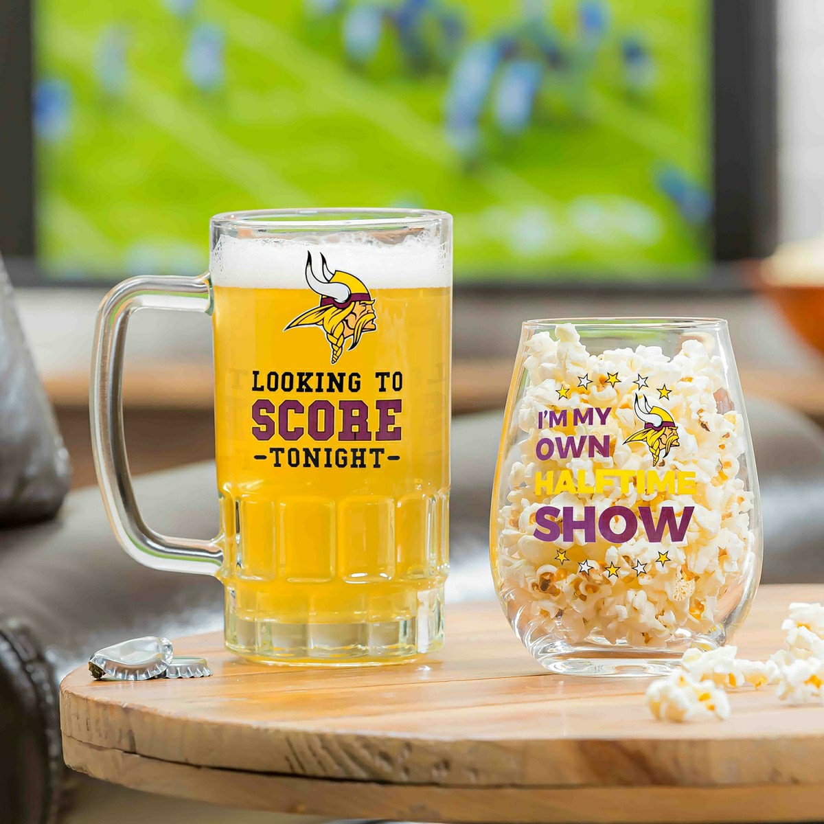 Team Sports America Best Seller - Minnesota Vikings, Stemless 17OZ Wine & Beer 16 OZ Gift Set