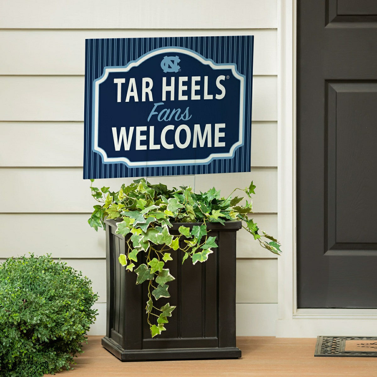 Team Sports America Recommended - University of North Carolina Coroplast Yard Sign, "Fans Welcome"
